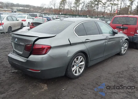 2015 BMW 528I xDrive z USA, uszkodzony, nr VIN WBA5A7C52FD623203